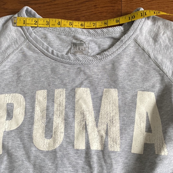 (3 for $25)
Puma Sweatshirt - Picture 8 of 8